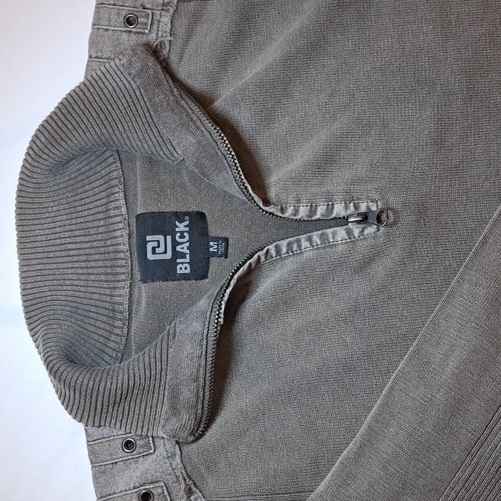 Black, Size Medium, Tan, Long Sleeve, Zip V neck, Pullover Sweater